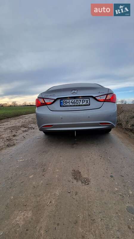 Hyundai Sonata 2013