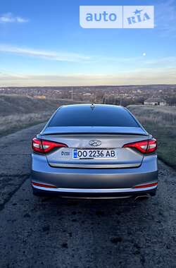 Седан Hyundai Sonata 2014 в Ананьеве