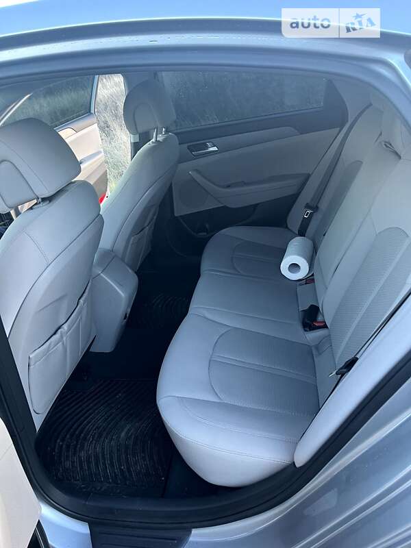 Седан Hyundai Sonata 2014 в Ананьїві