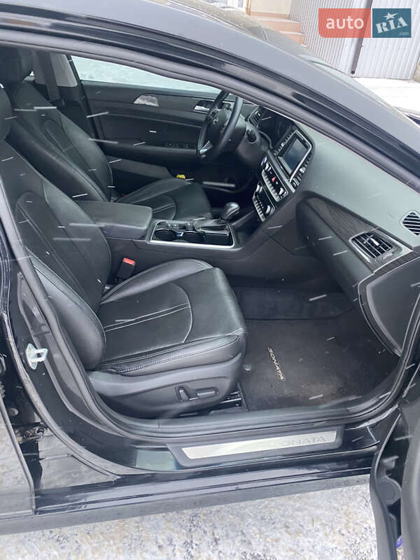 Седан Hyundai Sonata 2018 в Чернігові