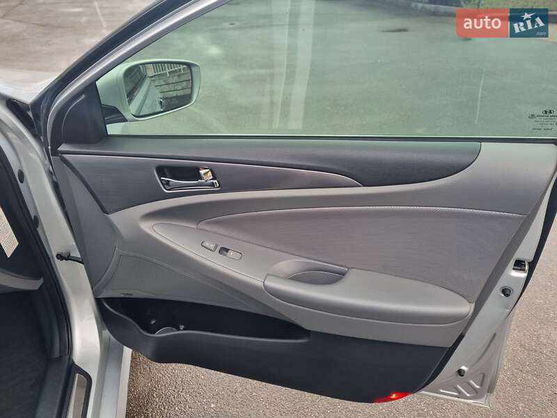 Седан Hyundai Sonata 2012 в Тернополі