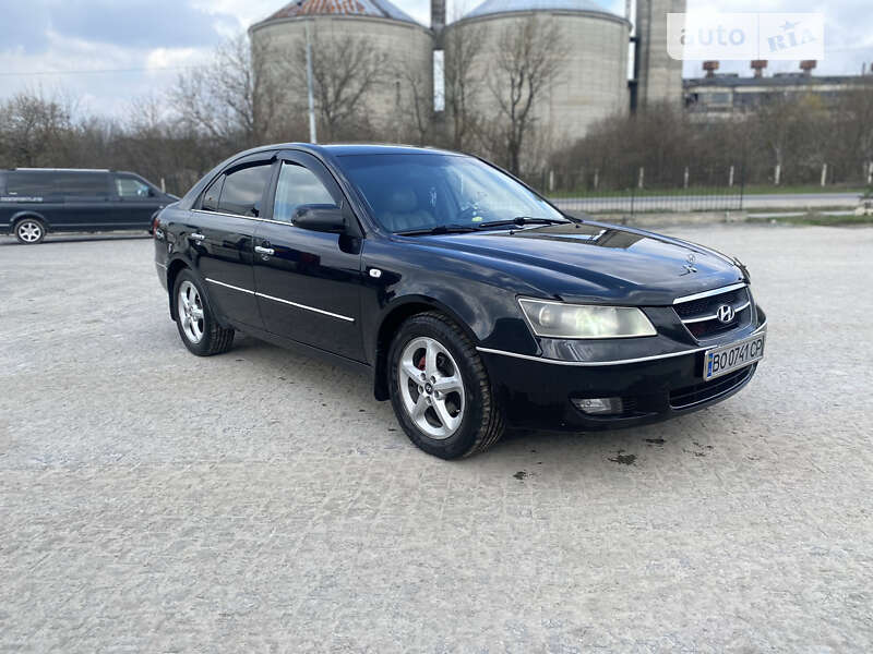 Седан Hyundai Sonata 2006 в Кременці
