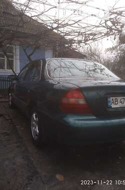 Седан Hyundai Sonata 1998 в Новой Ушице