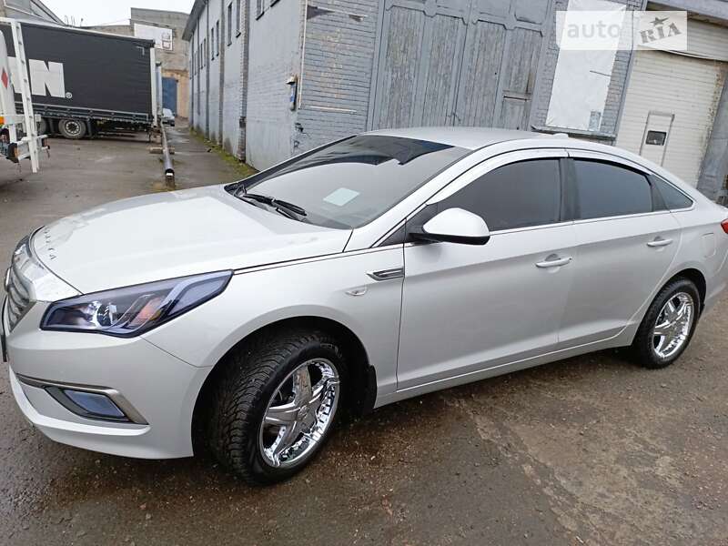 Седан Hyundai Sonata 2015 в Києві