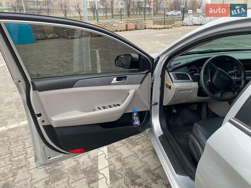 Седан Hyundai Sonata 2014 в Павлограде