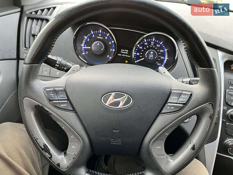 Седан Hyundai Sonata 2013 в Киеве фото 19 Седан Hyundai Sonata 2013 в Киеве