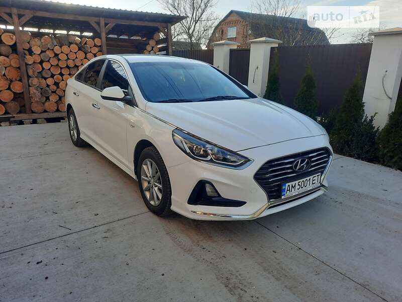 Седан Hyundai Sonata 2017 в Бердичеве