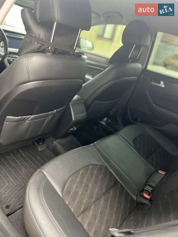 Седан Hyundai Sonata 2014 в Кривому Озері
