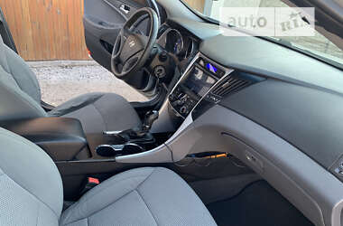 Седан Hyundai Sonata 2013 в Кривом Роге