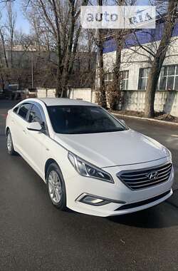 Седан Hyundai Sonata 2016 в Киеве