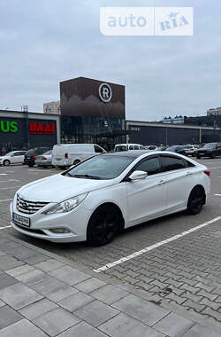Седан Hyundai Sonata 2010 в Киеве