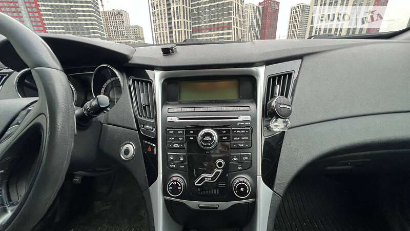 Седан Hyundai Sonata 2010 в Киеве фото 19 Седан Hyundai Sonata 2010 в Киеве