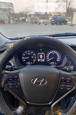 Седан Hyundai Sonata 2014 в Кривому Розі