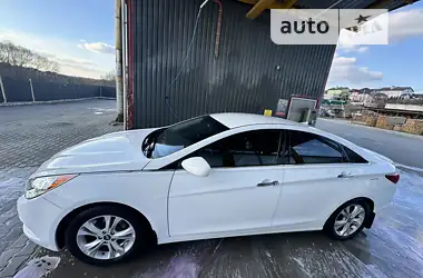 Hyundai Sonata 2013