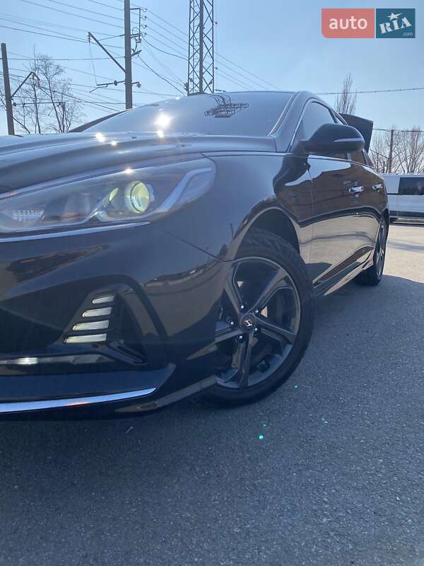Седан Hyundai Sonata 2017 в Покрове