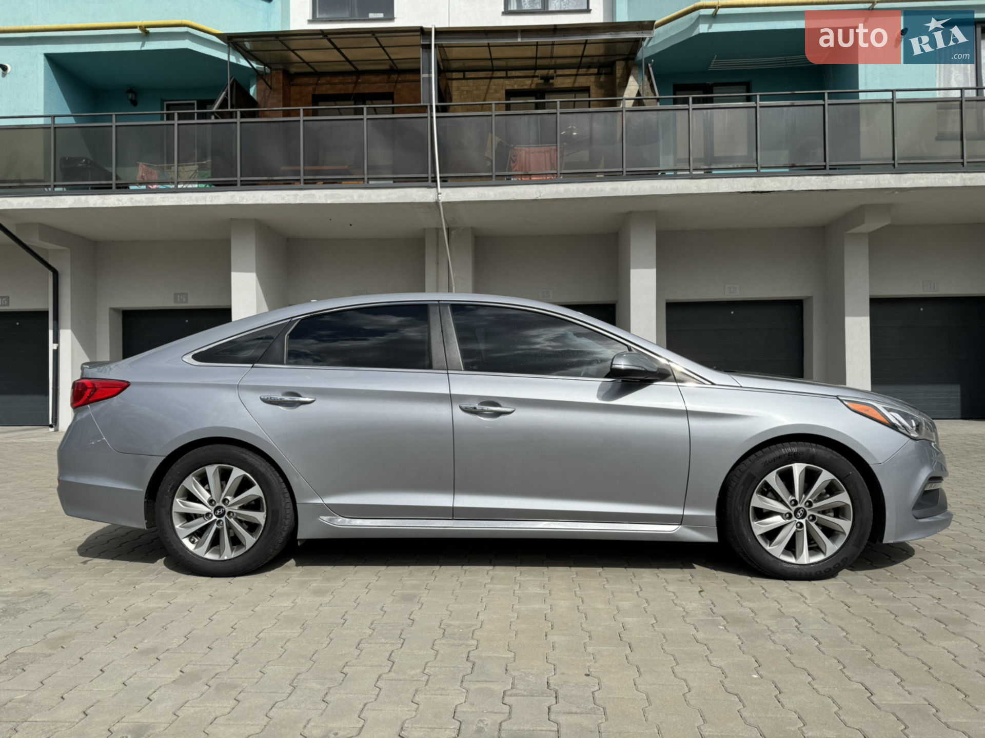 2017 Hyundai Sonata - мініатюра 5