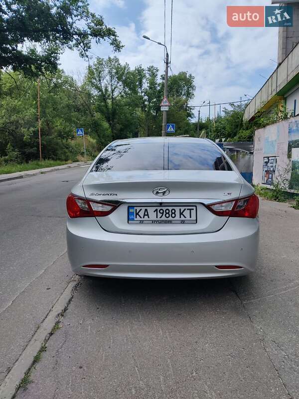 Седан Hyundai Sonata 2014 в Києві