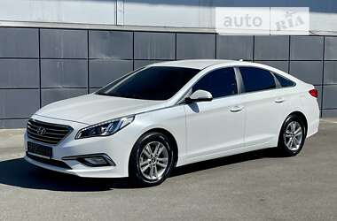 Седан Hyundai Sonata 2016 в Одессе