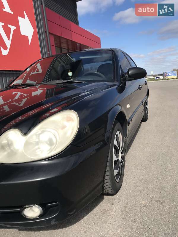 Седан Hyundai Sonata 2004 в Дніпрі