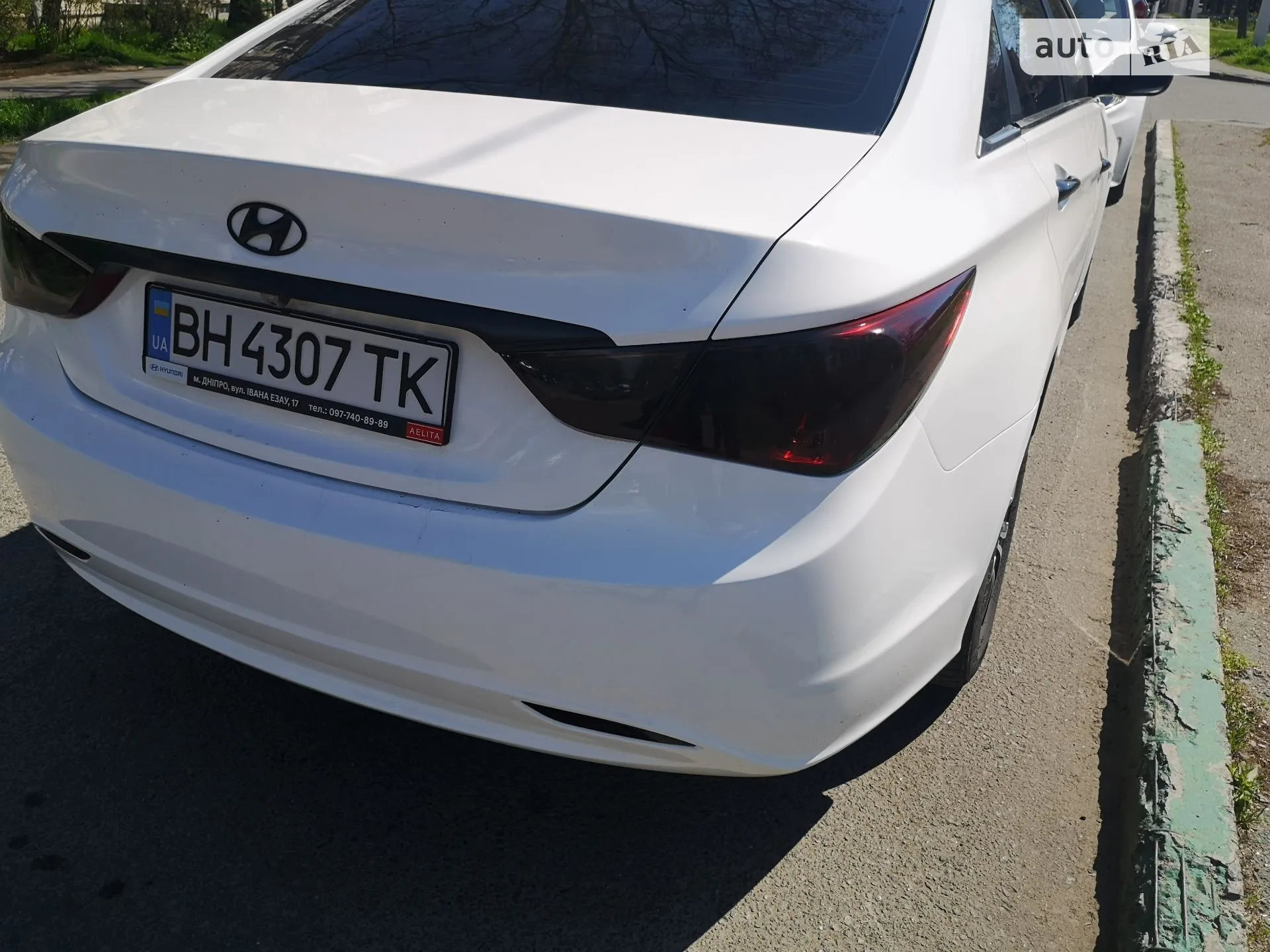 2011 Hyundai Sonata - мініатюра 8