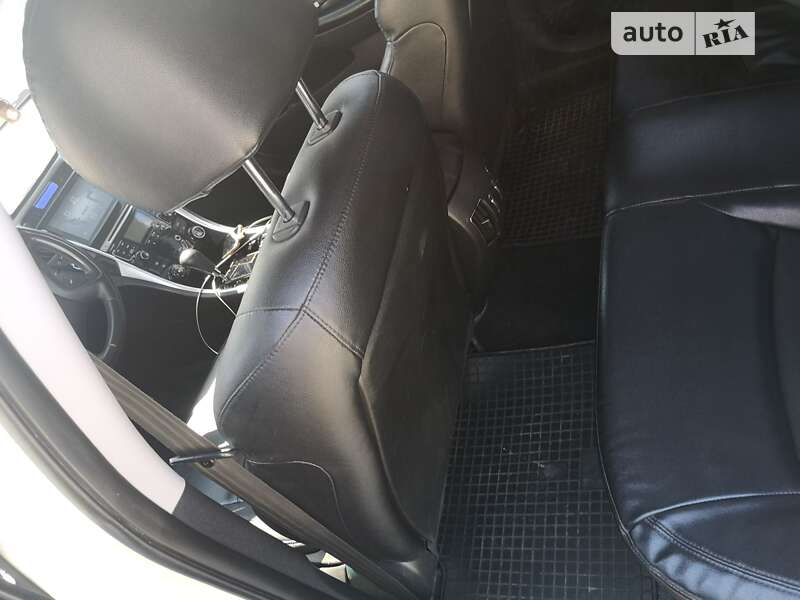 Седан Hyundai Sonata 2011 в Черноморске