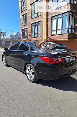 Hyundai Sonata 2010