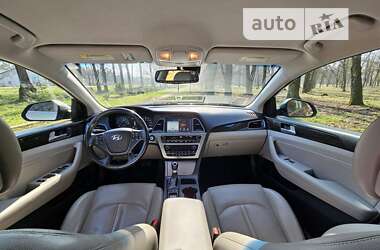 Седан Hyundai Sonata 2017 в Рогатине