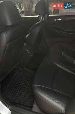 Седан Hyundai Sonata 2012 в 