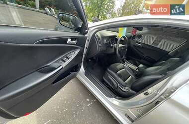 Седан Hyundai Sonata 2012 в 