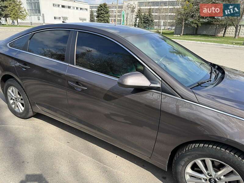 Седан Hyundai Sonata 2015 в Лубнах
