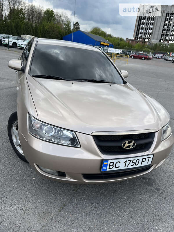 Седан Hyundai Sonata 2006 в Львові