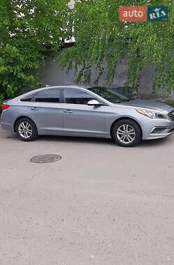 Седан Hyundai Sonata 2015 в 