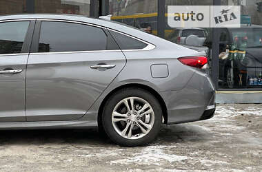 Седан Hyundai Sonata 2019 в Киеве