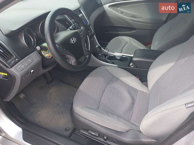 Седан Hyundai Sonata 2012 в Николаеве