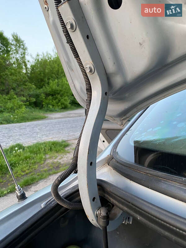 Седан Hyundai Sonata 2001 в Днепре