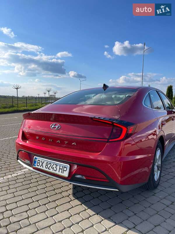 Седан Hyundai Sonata 2020 в Полонному