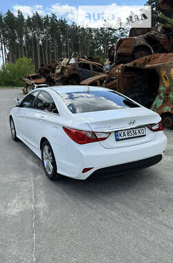 Седан Hyundai Sonata 2014 в Ирпене