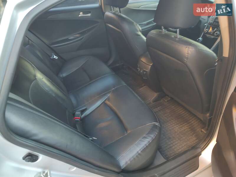 Седан Hyundai Sonata 2012 в Києві