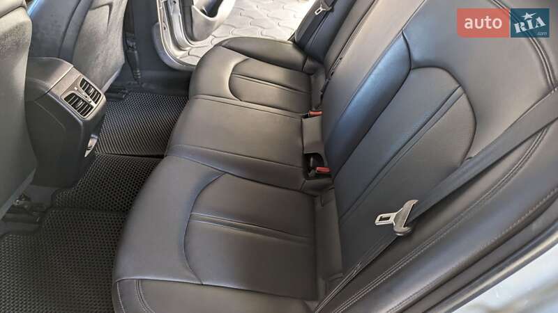 Седан Hyundai Sonata 2014 в Нікополі