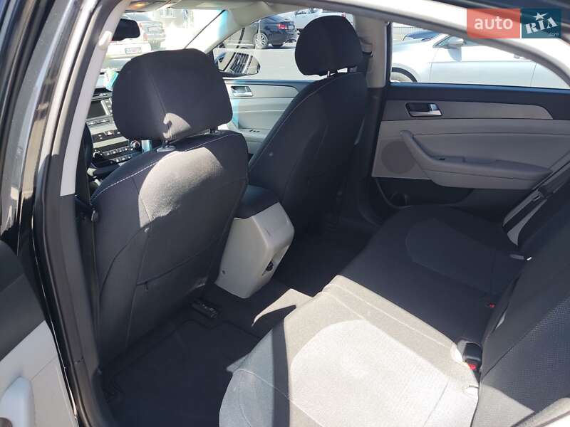 Седан Hyundai Sonata 2015 в Киеве