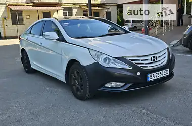 Hyundai Sonata 2012