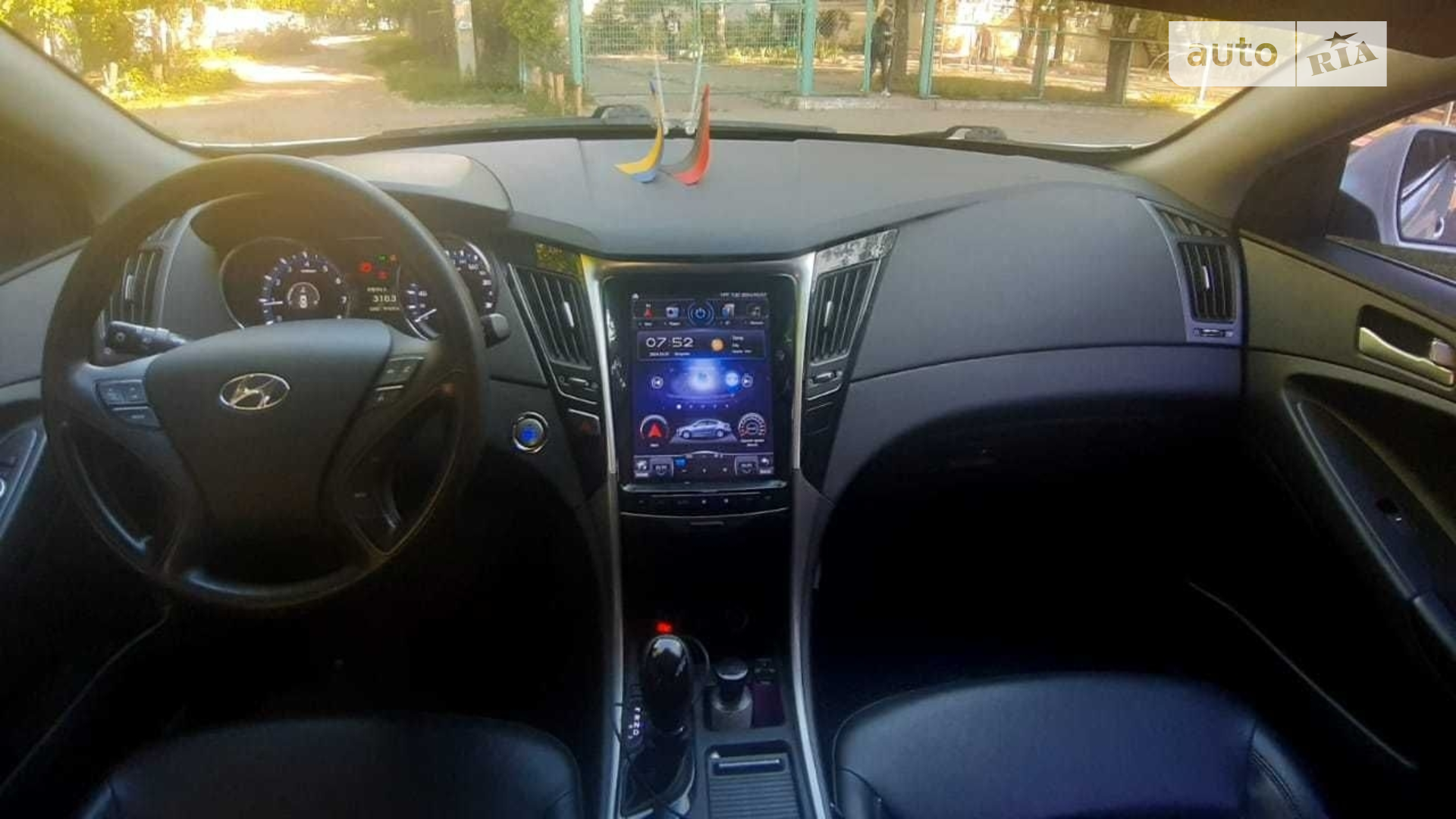 Hyundai Sonata 2015 VIN KMHEC41LBGA683817 фото оголошення 5 з 5
