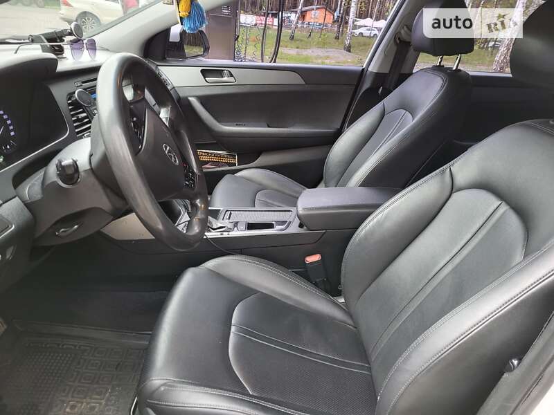 Седан Hyundai Sonata 2016 в Киеве