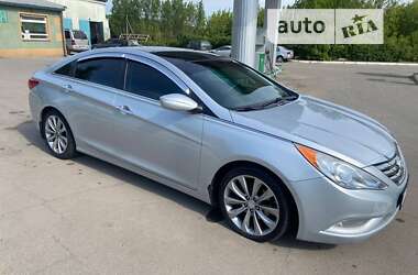 Hyundai Sonata 2011