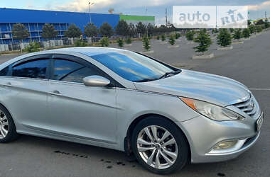 Hyundai Sonata 2011