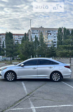 Седан Hyundai Sonata 2016 в Николаеве