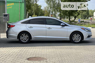 Седан Hyundai Sonata 2015 в Шостке