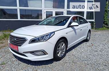 Седан Hyundai Sonata 2016 в Чернигове