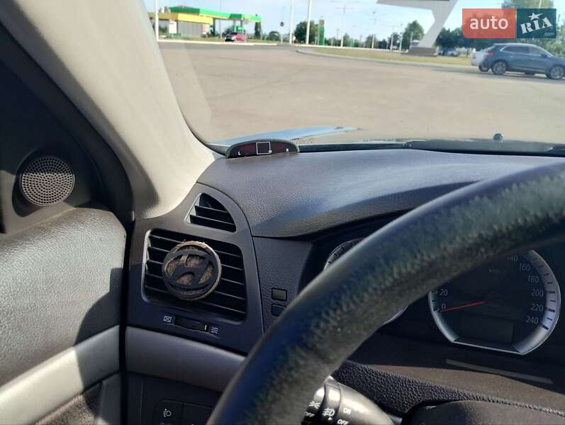 Седан Hyundai Sonata 2008 в Измаиле