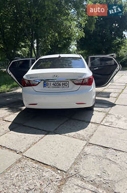 Седан Hyundai Sonata 2013 в Лубнах